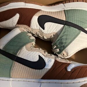 Pre-Owned Nike Dunk High Next Nature
Summit White (Women's)